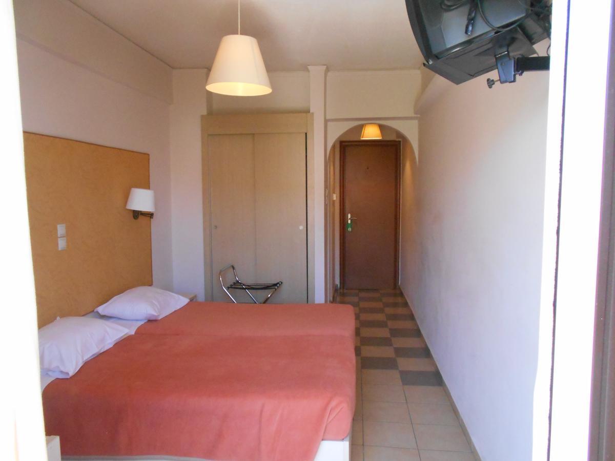 Galaxy Hotel Pylos Exterior photo